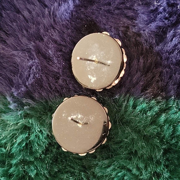 Swarovski large stud earings - Picture 3 of 3